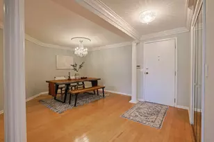 170 Manchester Dr, Buffalo Grove, IL 60089 - Photo 5