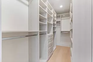 1030 N State St, Chicago, IL 60610 - Photo 15