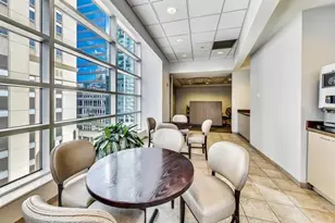 545 N Dearborn St, Chicago, IL 60654 - Photo 27