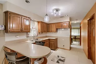 1037 31st Ave, Bellwood, IL 60104 - Photo 3
