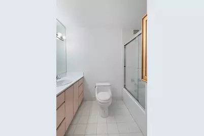 233 E Erie Street #1403, Chicago, IL 60611 - Photo 13