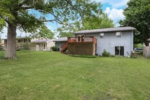 707 Chester Dr, Normal, IL 61761 - Photo 3