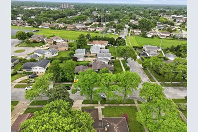 [Address not provided], Morton Grove, IL 60053 - Photo 41