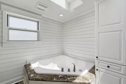 [Address not provided], Morton Grove, IL 60053 - Photo 21