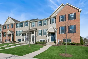 511 Cimmaron Cir, Crystal Lake, IL 60012 - Photo 1