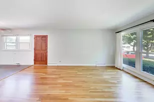 1326 S Dunton Ave, Arlington Heights, IL 60005 - Photo 3