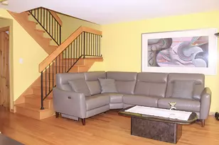 119 Saratoga Ct, Vernon Hills, IL 60061 - Photo 5
