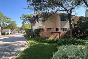 119 Saratoga Ct, Vernon Hills, IL 60061 - Photo 31