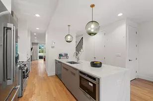 3428 N Kilbourn Ave, Chicago, IL 60641 - Photo 11