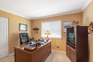 1080 Victoria Dr, Fox River Grove, IL 60021 - Photo 15