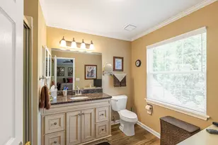 1080 Victoria Dr, Fox River Grove, IL 60021 - Photo 11