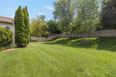 1080 Victoria Drive, Fox River Grove, IL 60021 - Photo 21