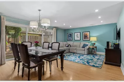 1835 Tanglewood Drive #G, Glenview, IL 60025 - Photo 3