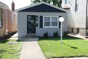 9042 S Emerald Ave, Chicago, IL 60620 - Photo 3