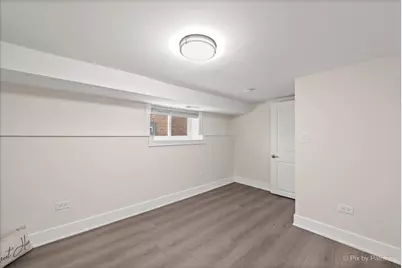 5252 N Mulligan Avenue, Chicago, IL 60630 - Photo 33