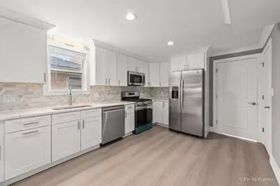 5252 N Mulligan Avenue, Chicago, IL 60630 - Photo 19