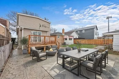 5252 N Mulligan Avenue, Chicago, IL 60630 - Photo 15