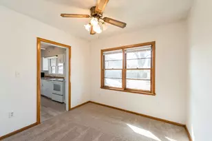 319 N Lord Ave, Carpentersville, IL 60110 - Photo 13