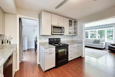 142 N Cady Drive, Palatine, IL 60074 - Photo 5