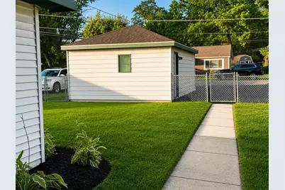 37706 N Nippersink Place, Spring Grove, IL 60081 - Photo 17