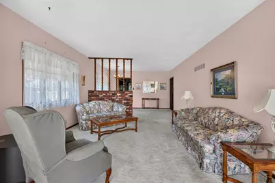 212 Sherman Street, Streator, IL 61364 - Photo 5