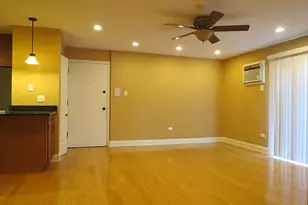 10508 S Highland Ave, Worth, IL 60482 - Photo 5