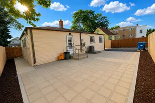 1643 N 43rd Ave, Stone Park, IL 60165 - Photo 13
