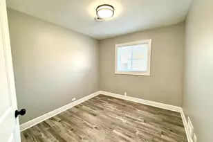 1643 N 43rd Ave, Stone Park, IL 60165 - Photo 7