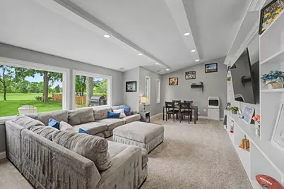 2531 Glenview Road, Glenview, IL 60025 - Photo 7