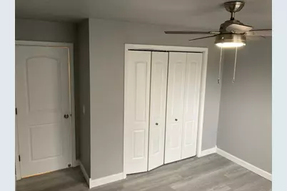 437 E Marion Street #2E, Princeton, IL 61356 - Photo 7