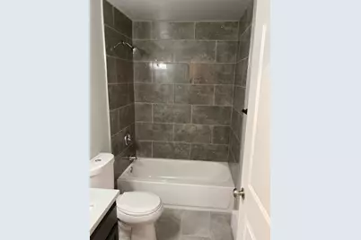 437 E Marion Street #2E, Princeton, IL 61356 - Photo 11