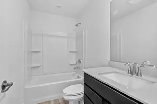 434 Red Oak Cir, Volo, IL 60020 - Photo 13