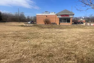 34625 N Il Route 83 Rd, Grayslake, IL 60030 - Photo 1
