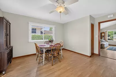 23 W Prairie Avenue, Lombard, IL 60148 - Photo 9