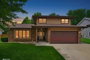 29 Mayfair Ln, Aurora, IL 60504 - Photo 1