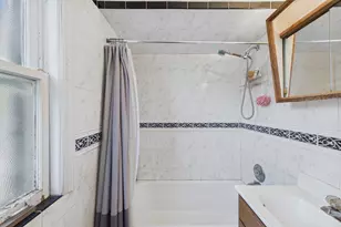 10718 S Trumbull Ave, Chicago, IL 60655 - Photo 17