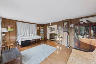 10718 S Trumbull Ave, Chicago, IL 60655 - Photo 9
