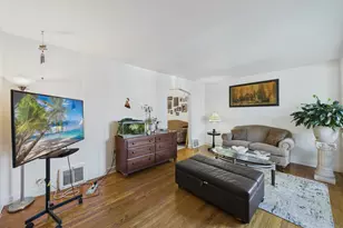 10718 S Trumbull Ave, Chicago, IL 60655 - Photo 5