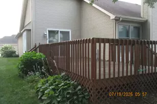 1911 Chestnut Hill Rd, Plainfield, IL 60586 - Photo 9