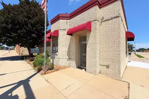 129 S Park St, Streator, IL 61364 - Photo 1