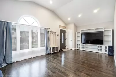 3525 N Pioneer Avenue, Chicago, IL 60634 - Photo 7