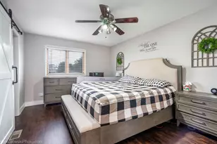 3525 N Pioneer Ave, Chicago, IL 60634 - Photo 17