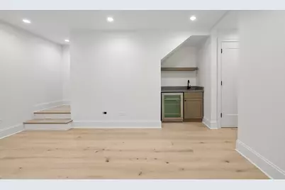 [Address not provided], Chicago, IL 60657 - Photo 9