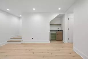 [Address not provided], Chicago, IL 60657 - Photo 9