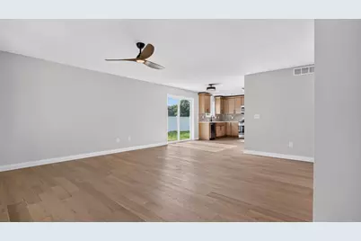 902 W South Street, Lexington, IL 61753 - Photo 7