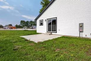 902 W South St, Lexington, IL 61753 - Photo 35
