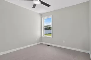 902 W South St, Lexington, IL 61753 - Photo 19