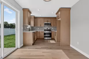 902 W South St, Lexington, IL 61753 - Photo 13