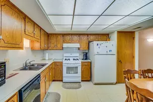 7823 W 157th Pl, Orland Park, IL 60462 - Photo 9