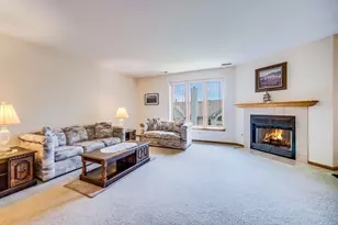 7823 W 157th Pl, Orland Park, IL 60462 - Photo 5
